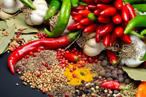 chảy máu cam tránh ăn gì
